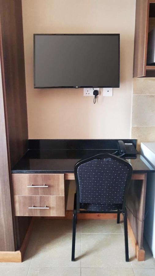 Nairobi West Suites מראה חיצוני תמונה